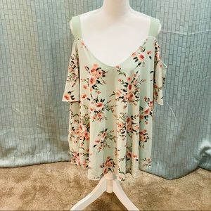 Siren Lily 2x green floral off shoulder top